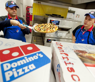 Economía.- El mayor franquiciado de Domino’s Pizza se declarará en quiebra en Rusia y abandonará el país