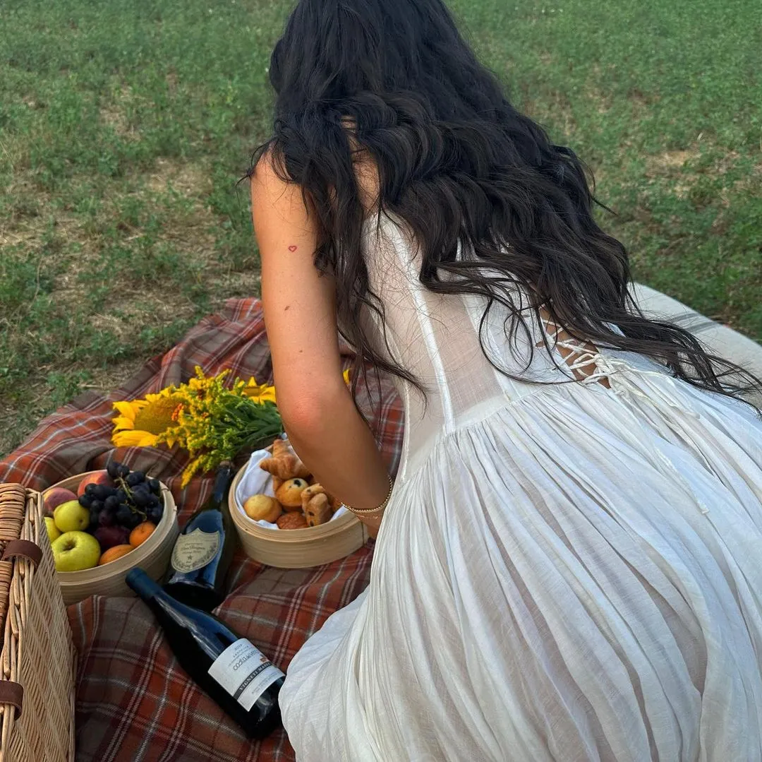 Kylie Jenner continues living la dolce vita with a stylish