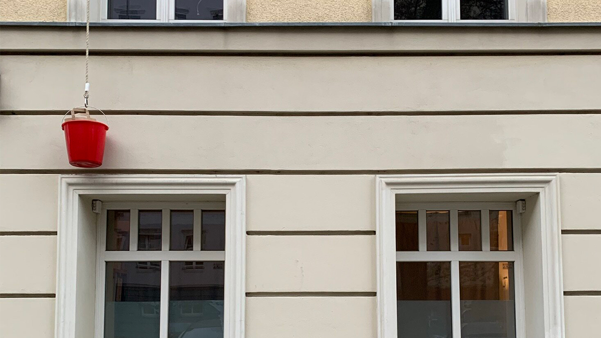 Served from a window in a bucket: this is the most secret ramen in Berlin