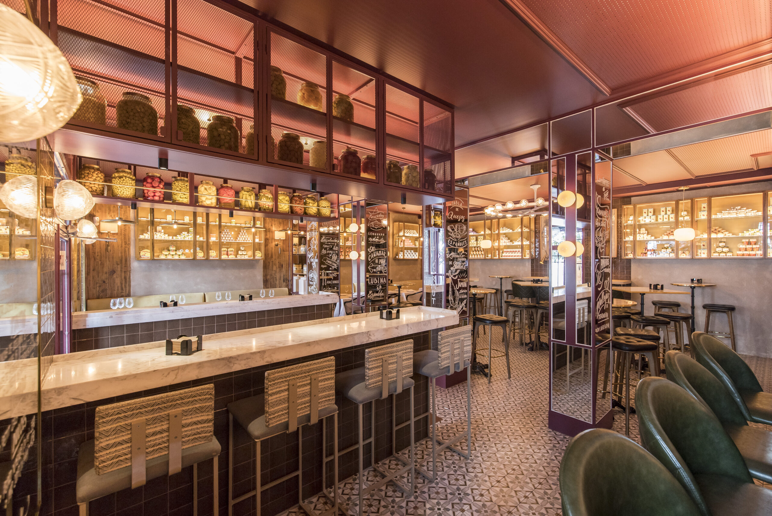 Casa Orellana reopens again its Salesas location