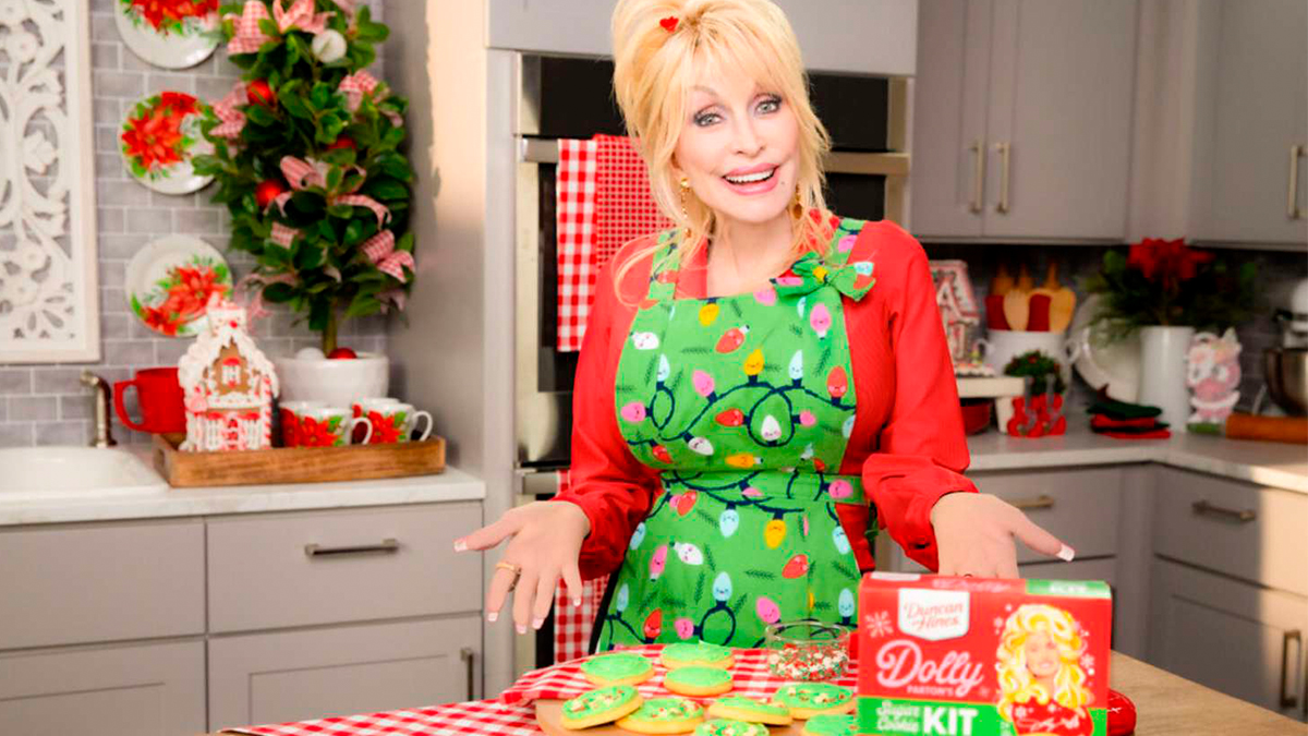 Dolly Parton unveils a nostalgic sugar cookie kit