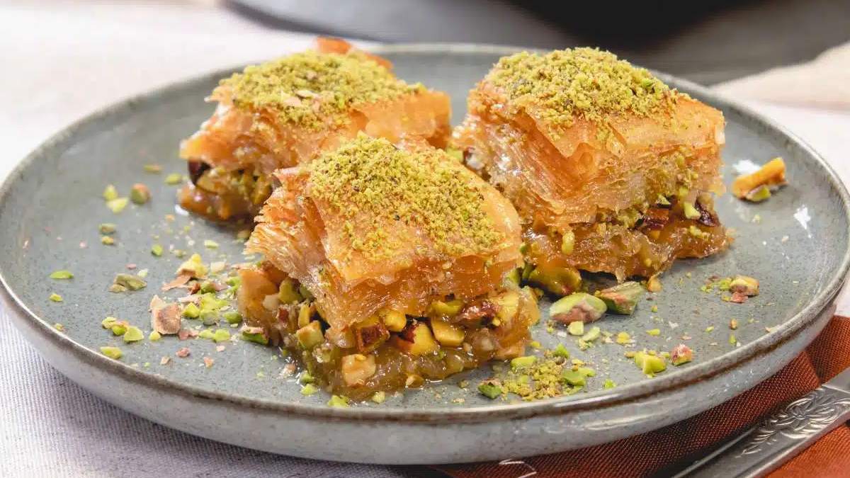 Recipe for baklava, the most representative Turkish pastry
