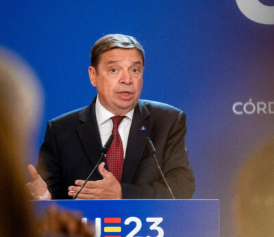 Economía.- Planas elogia la cooperación de España y Francia frente a ataques a camiones pero pide que no se repitan