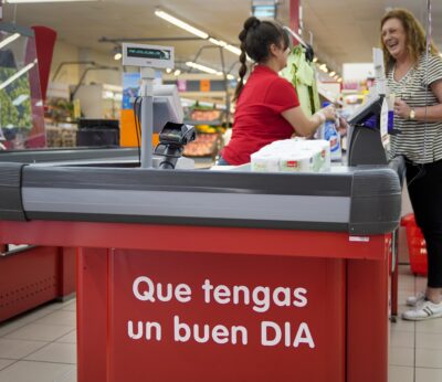 Economía.-(AMP) Dia eleva un 3% sus ventas netas hasta septiembre, con un alza del 3,4% en España pese a reducir tiendas