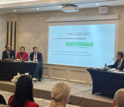 Economía.- La Junta expone en Bulgaria la importancia del sector tabaquero en Extremadura y pide mantener ayudas PAC