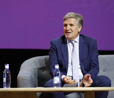 Economía.- Jiménez (Cascajares) ve una «falta de respeto» la reducción de la jornada laboral acordada por PSOE y Sumar