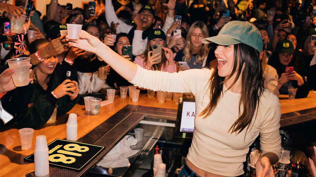 Kendall Jenner goes into college to serve students her 818 tequila