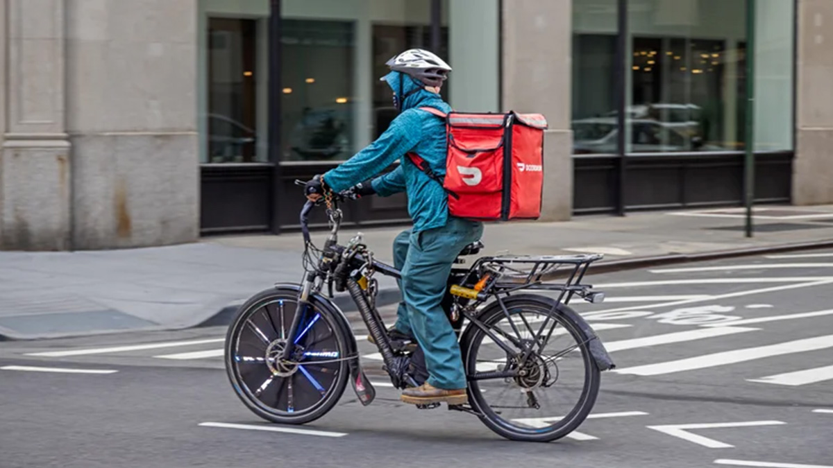 New York food delivery workers to be paid a minimum of $18 per hour