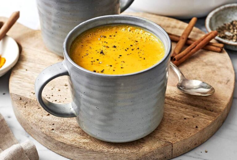 Cómo preparar Golden Milk, una receta ‘de oro’ sana y fácil, ideal para el frío