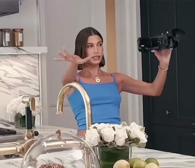 Hailey Bieber hace un tour por su cocina llena de arte y ‘caos’