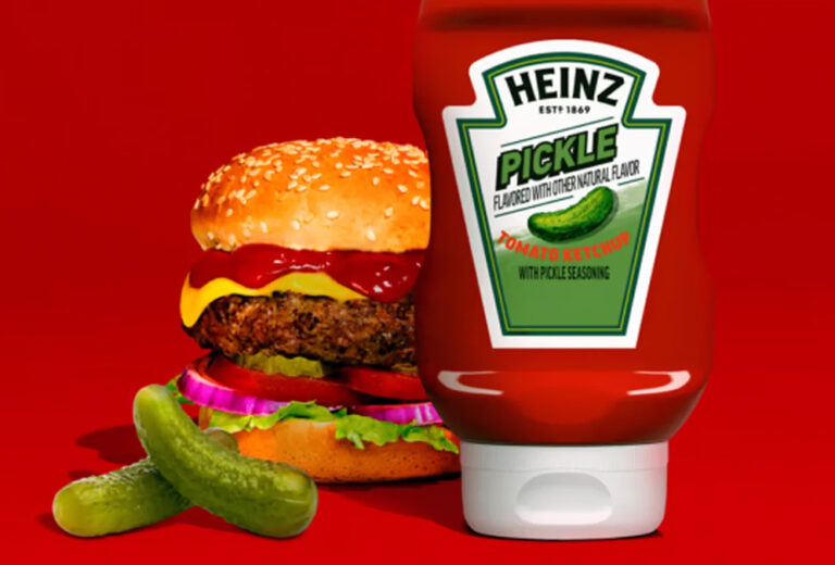 Heinz sumerge su kétchup en la tendencia viral de los pepinillos