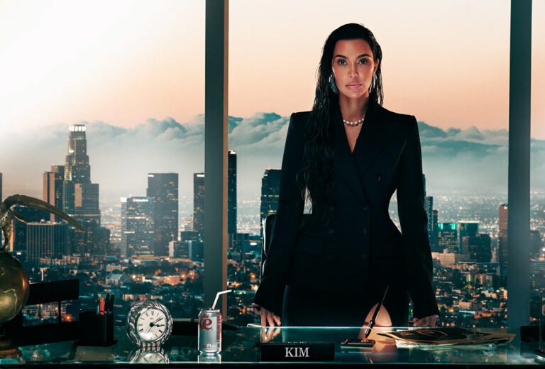 ¿Ha protagonizado Kim Kardashian la mayor campaña subliminal de la historia de Coca-Cola?