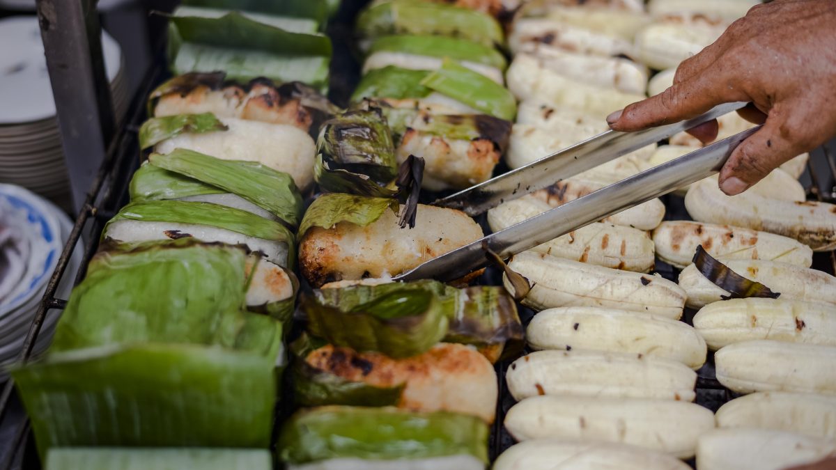How to prepare the viral grilled rice and banana dessert that triumphs in Vietnam