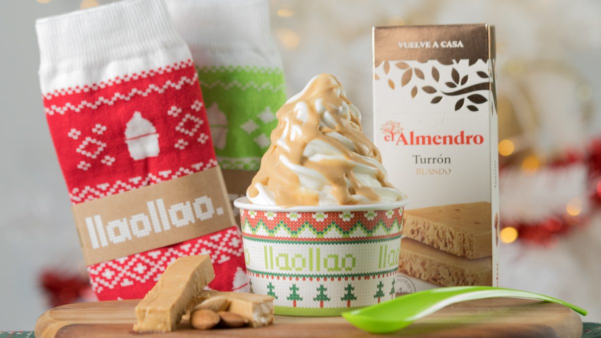 llaollao celebrates Christmas with an El Almendro nougat topping