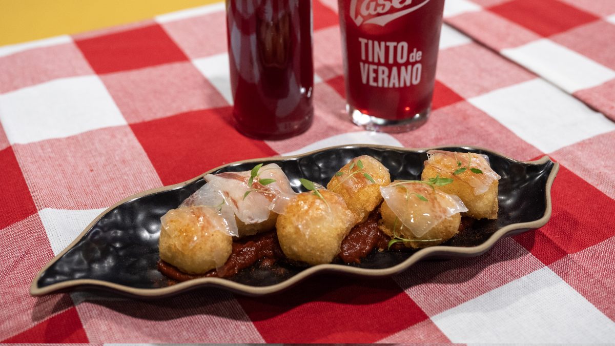 These are the best patatas bravas (creative and traditional) in Spain