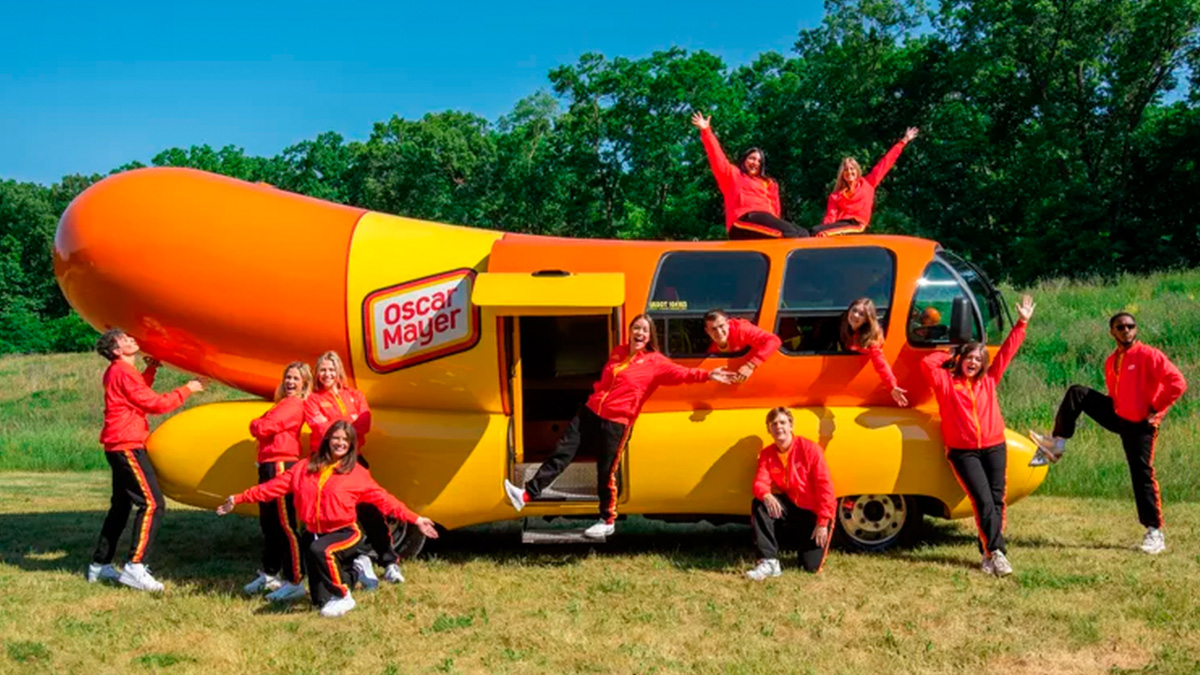 Oscar Mayer will pay $35,600 to drive his ‘Wienermobile’