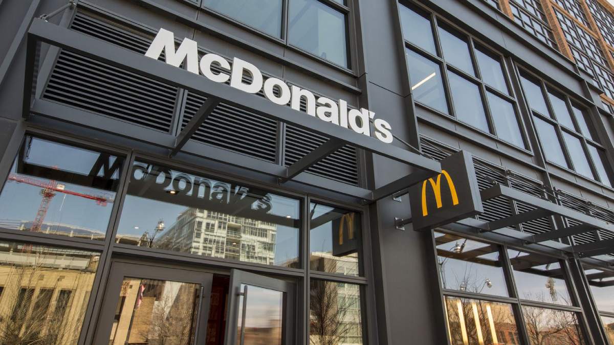 McDonald’s earns 7.88 billion in 2023, up 37.1% from the previous year