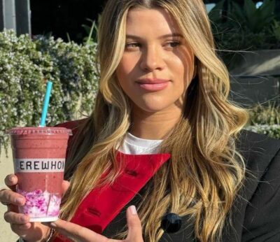 Sofia Richie también lanza su propio batido Erewhon (y es más caro que el de Hailey Bieber)