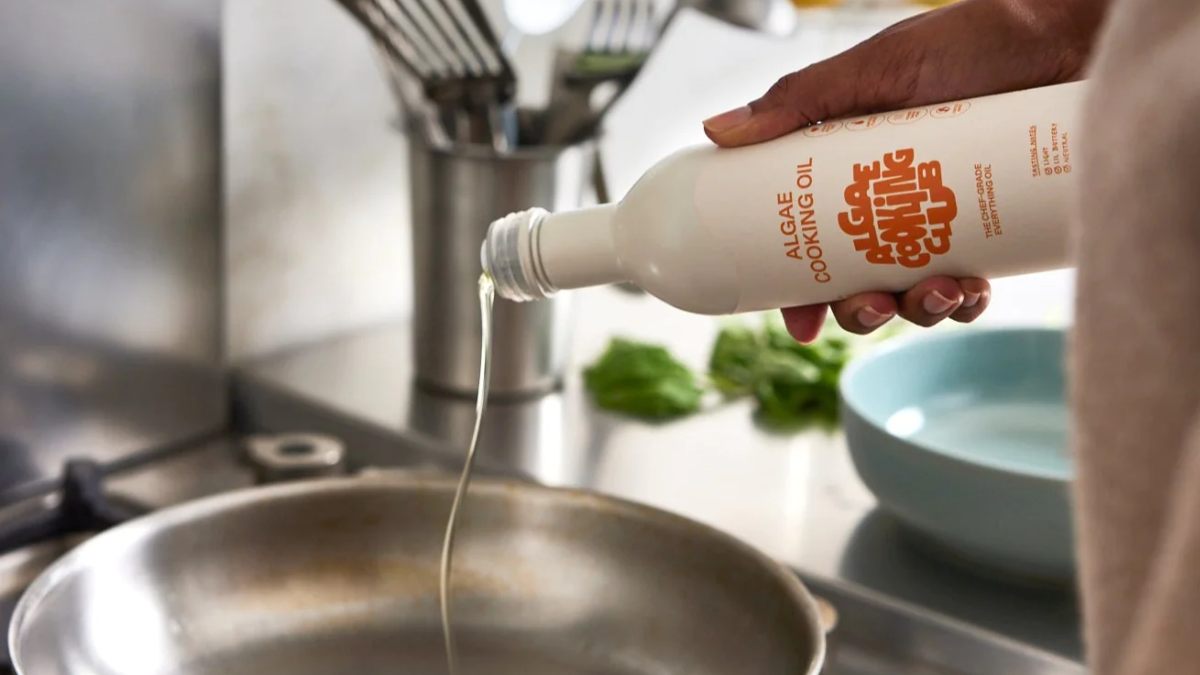Startup launches new algae cooking oil