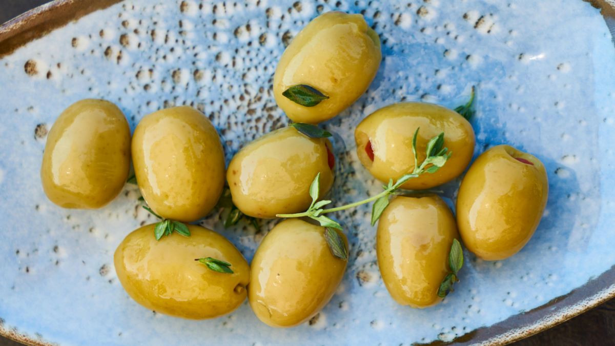 This idea for marinating your olives will make them the perfect appetizer