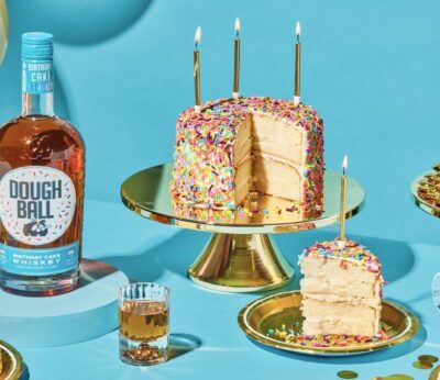 Lanzan un whisky con sabor a tarta de cumpleaños