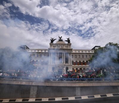 Economía.- Unos 500 tractores llegan este miércoles a Madrid en cinco columnas para manifestarse frente a Agricultura