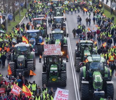 Economía.- La Xunta ve «claramente insuficiente» la postura de Bruselas sobre el agro y pide «mucha más ambición»