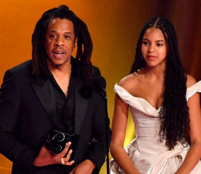 Jay-Z usa su Grammy como una copa de coñac