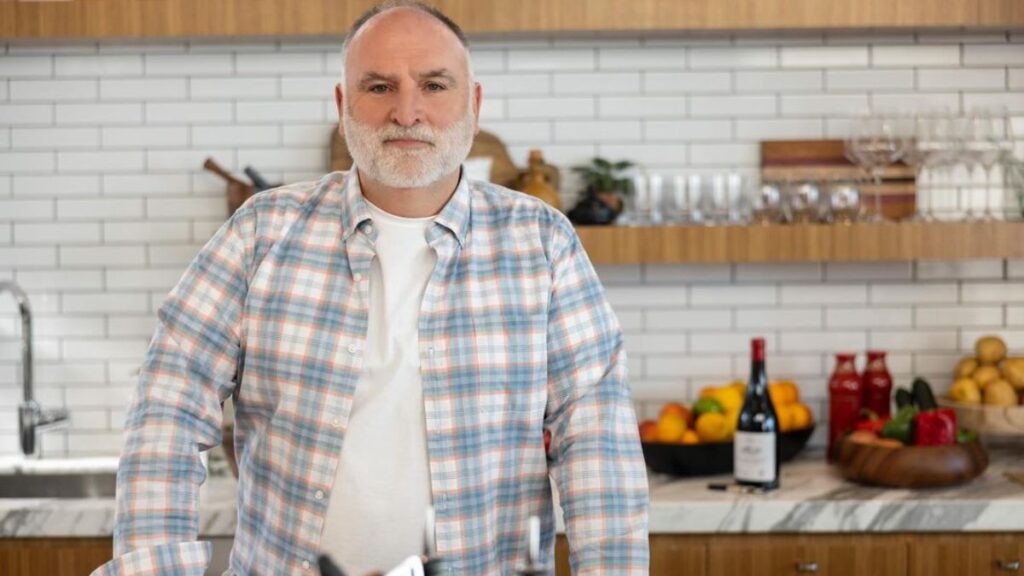 Imágenes de José Andrés en su nuevo especial para Amazon Prime.