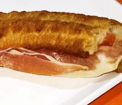 The most traditional and original mix: where to try porras stuffed with serrano ham and tomato