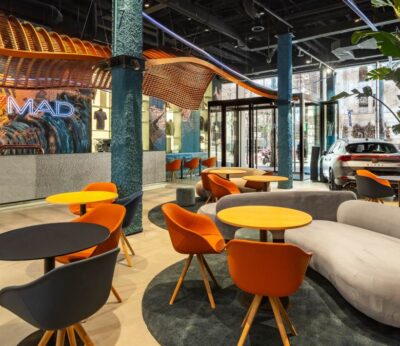 Cupra City Garage Madrid es el nuevo ‘place to be’ que aúna cultura, motor y gastronomía