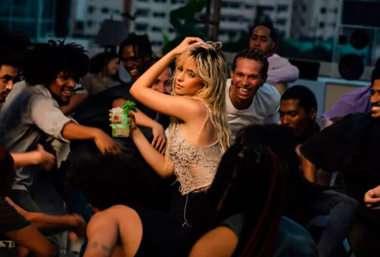 Camila Cabello se convierte en la embajadora global de Bacardí