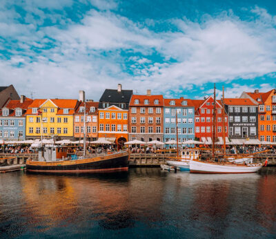 Copenhagen to reward tourists for sustainable acts with free meals