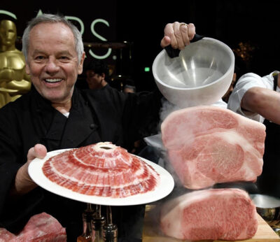 Así será el menú de los Oscar 2025 diseñado por Wolfgang Puck (con jamón ibérico incluido)