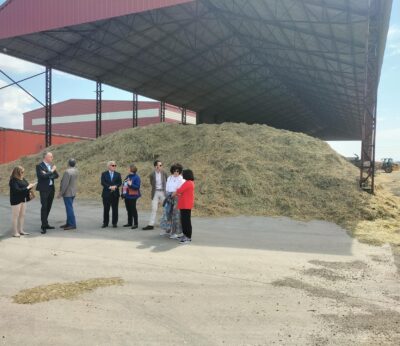 Zaragoza.- El consejero de Agricultura visita la Cooperativa Agraria ‘San Antonio’ de Alagón
