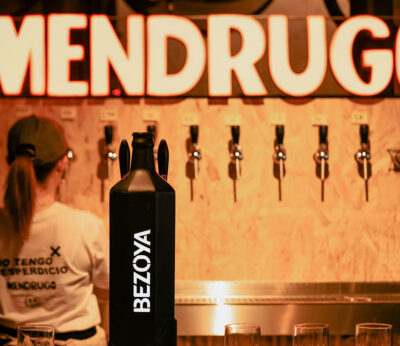 Mendrugo, el primer bar de cerveza artesanal elaborada con sobrante de pan