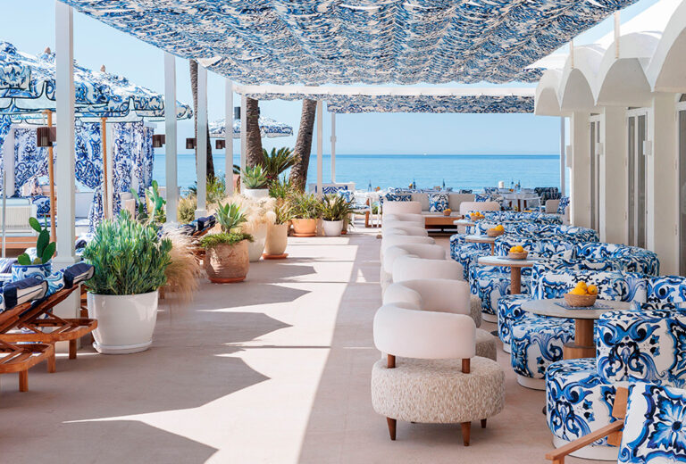 Dolce & Gabanna viste el lujoso beach club marbellí La Câbane