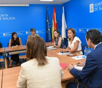 Pesca.- La conselleira y las principales cadenas de distribución abordan los retos para impulsar el consumo de pescado