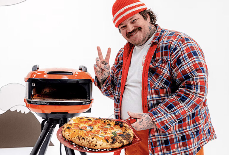 Matty Matheson está detrás de este horno de pizza portátil
