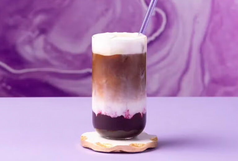¿Es el blueberry iced latte el nuevo matcha?