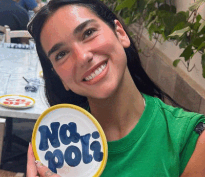 Dua Lipa saborea el sur de Italia: pizza en jet privado y paseo gastronómico por Nápoles