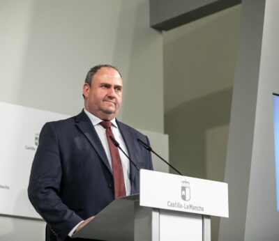 Lizán pide desde Bruselas más promoción del vino, rechaza arranque de viñas y aboga por restructurar viñedo tradicional