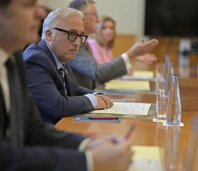 Zaragoza.- Rincón destaca de Viveros Abel su apuesta por la innovación y la sanidad vegetal