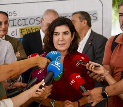 Blanco destaca que la aceituna y el vino se verán «bastante afectados» por los aranceles de EEUU