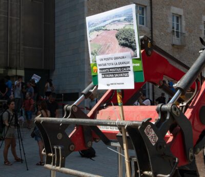 Agro.- Unió de Pagesos afea al Govern su «cesión» a las presiones de los cazadores
