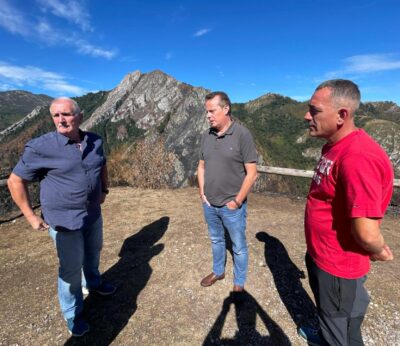 Rural.- Marcelino Marcos visita Caso y destaca la importancia de la prevención contra incendios