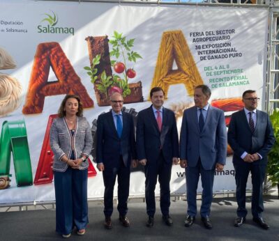 Mañueco anuncia un «plan ambicioso» para ampliar la ganadería extensiva en Castilla y León