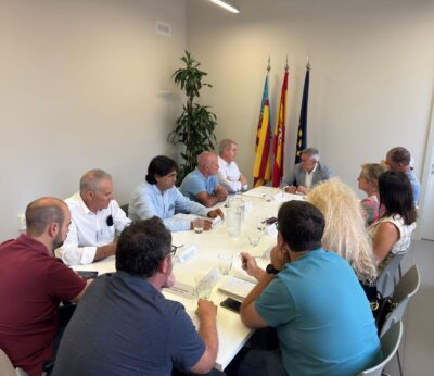 La Generalitat propone al sector agrícola impulsar un plan de reconversión de cítricos en la Comunitat Valenciana