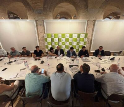 Jaén.- MásJaén.- La regulación de la oferta y la reforma de la PAC centran el Consejo Provincial del Olivar