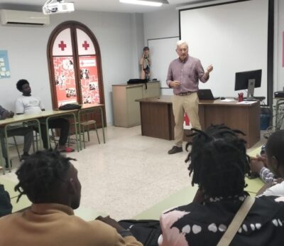 Huelva.- Asaja-Huelva selecciona a 150 trabajadores de Mali residentes en España para la próxima campaña de frutos rojos